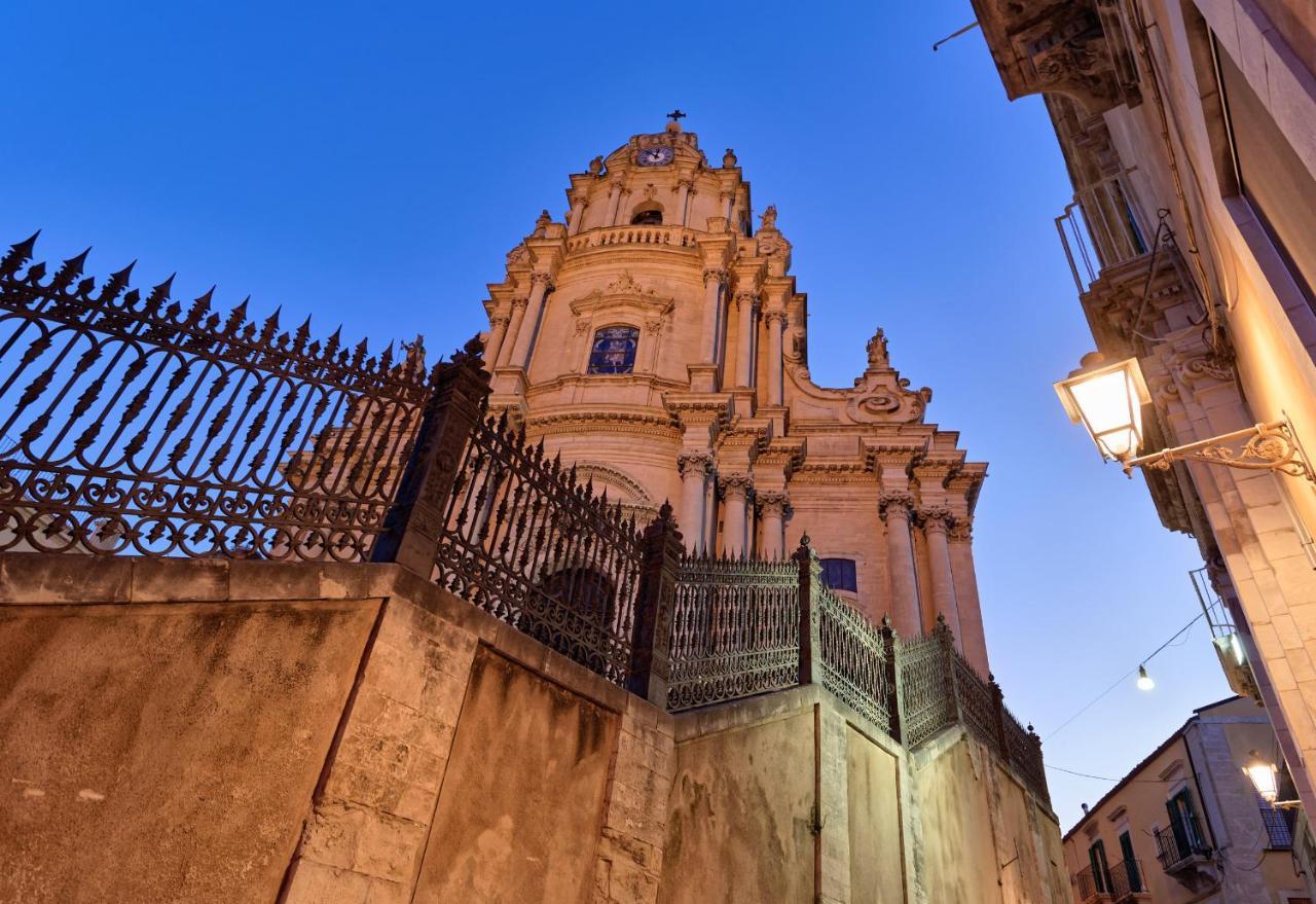 Vista Duomo - Ibla - Pomelia * Ragusa